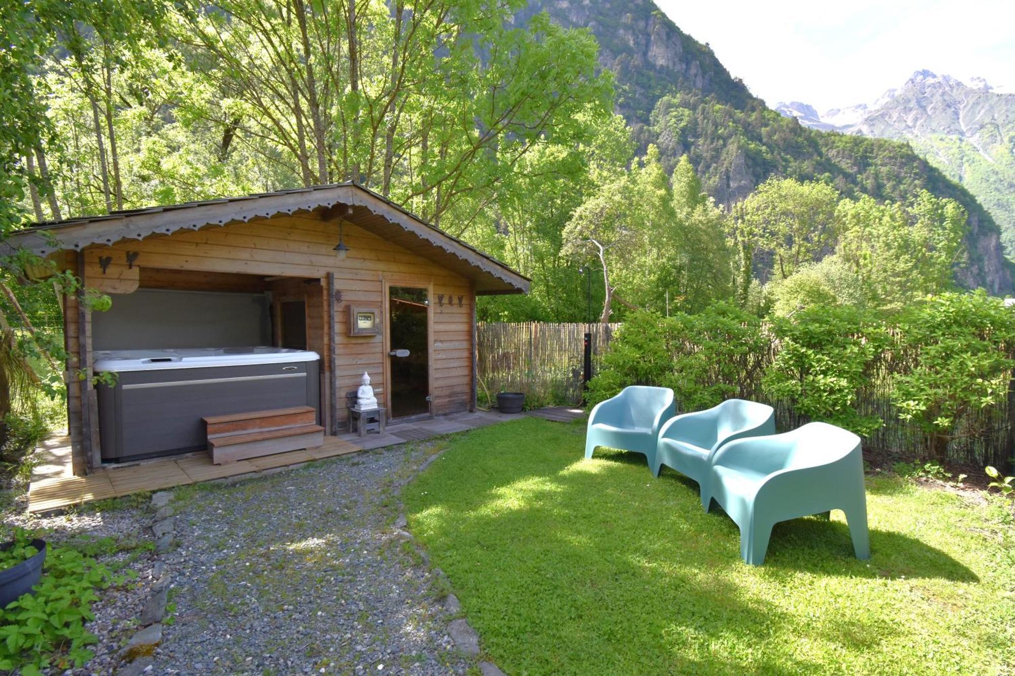 La Cle Des Bois Bed and Breakfast Le Bourg-dʼOisans Εξωτερικό φωτογραφία