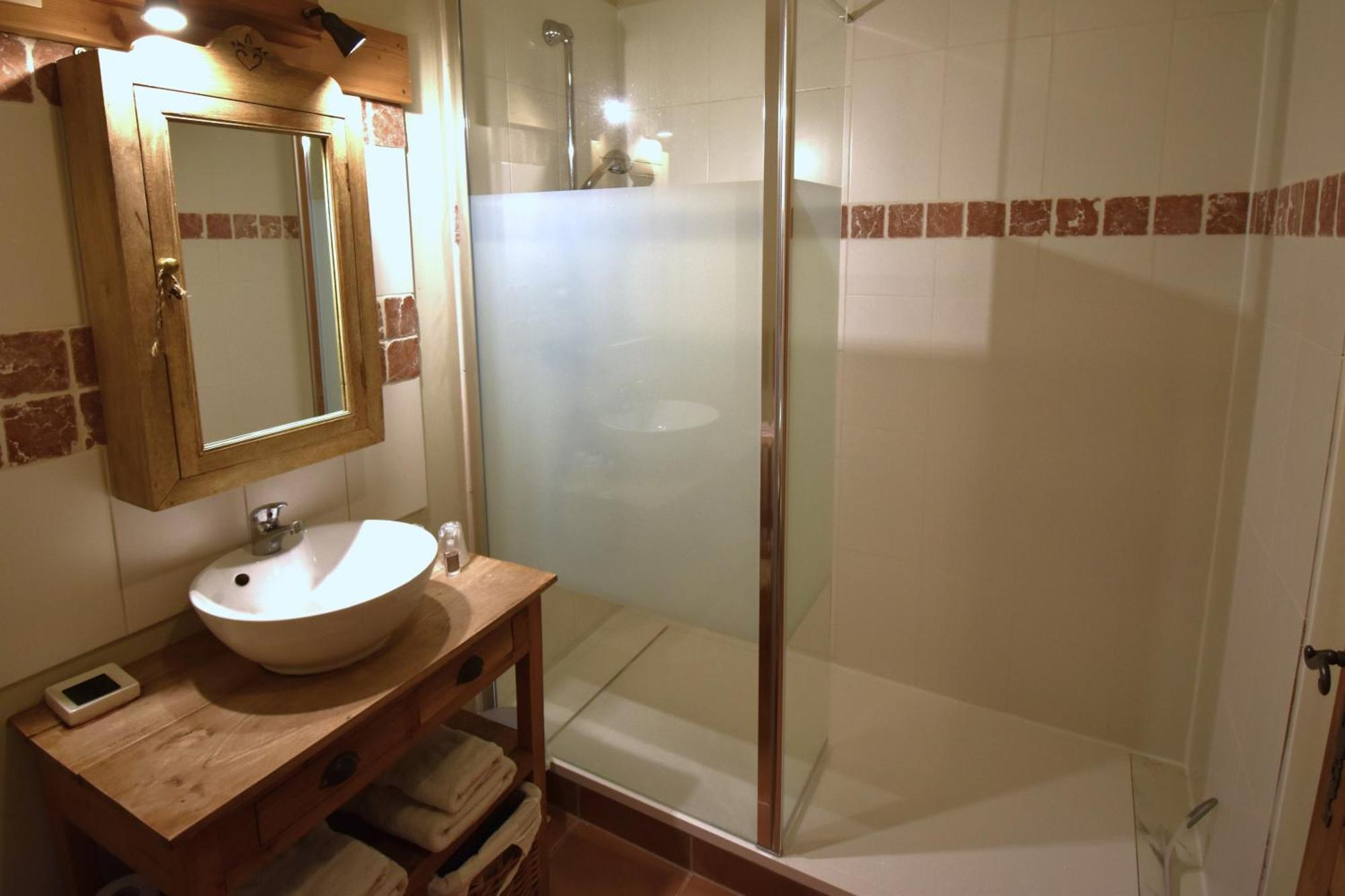 La Cle Des Bois Bed and Breakfast Le Bourg-dʼOisans Εξωτερικό φωτογραφία